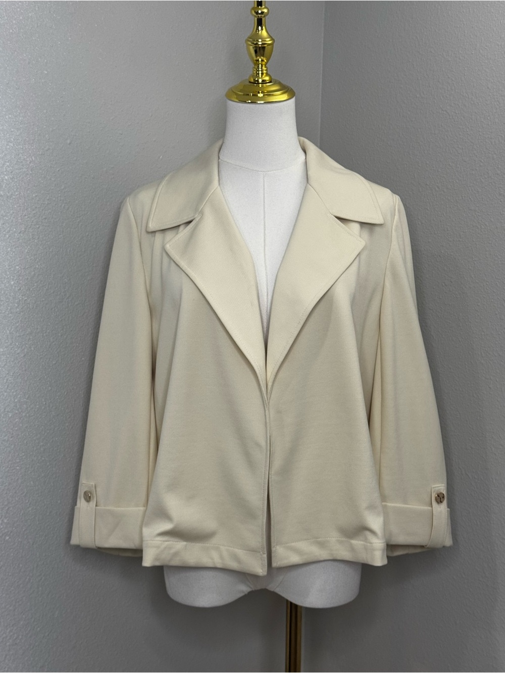 Anne Klein Women’s Jacket Size M Light Parchment Notch Lapel NWT $129
